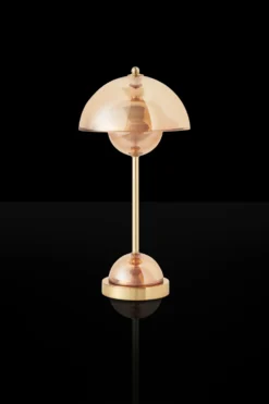 Curiosités Désirables ©La Vertigineuse - Lampe à poser rechargeable
