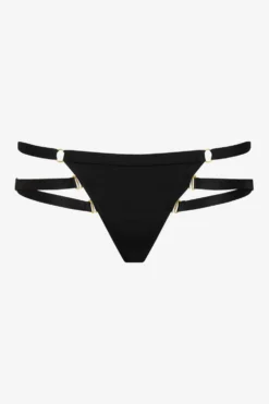 FataleString