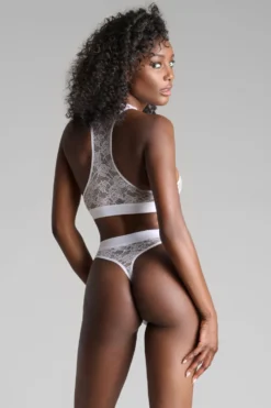 FlashbackString taille haute