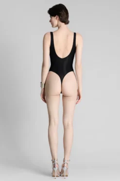 La Femme AmazoneBody String Col V